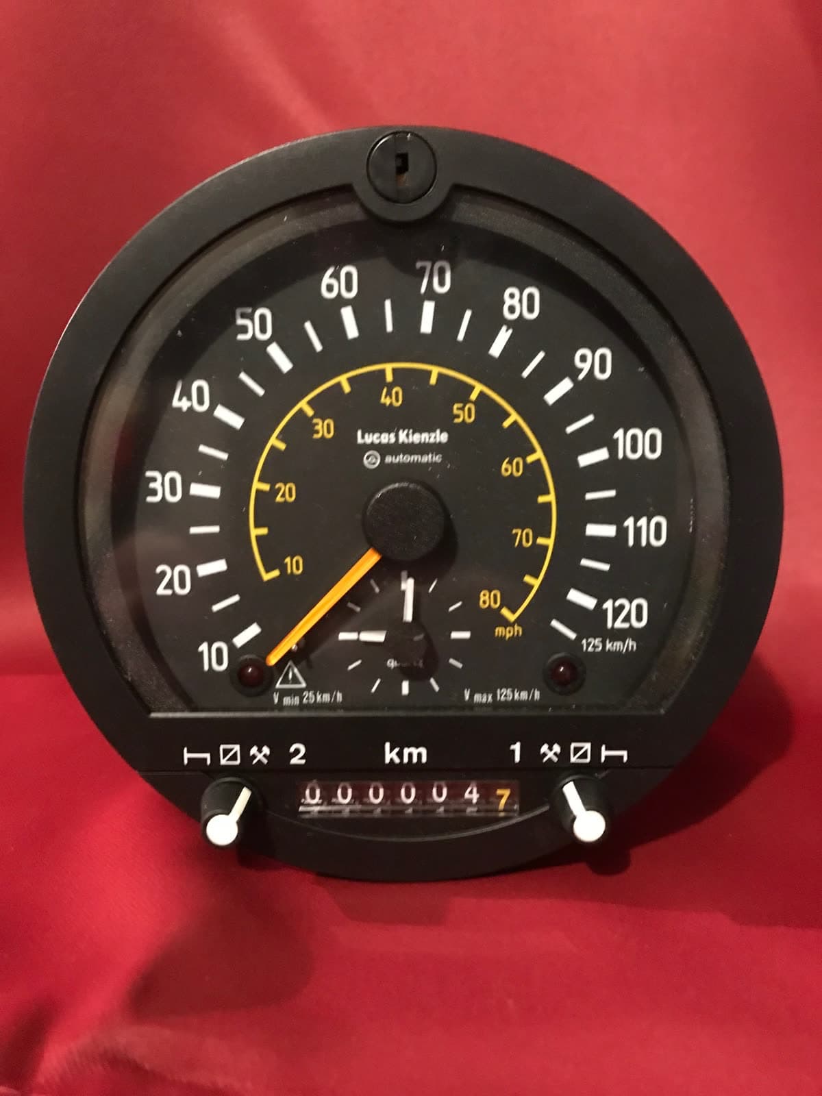 Reconditioned Kienzle 1318 analogue tachograph